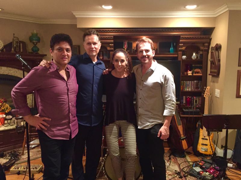 HOUSE CONCERT: November 11, 2018 “SIPPIN TIME” with Nikki and Larry Steen, Chris Blondal, Jimmy Mahlis